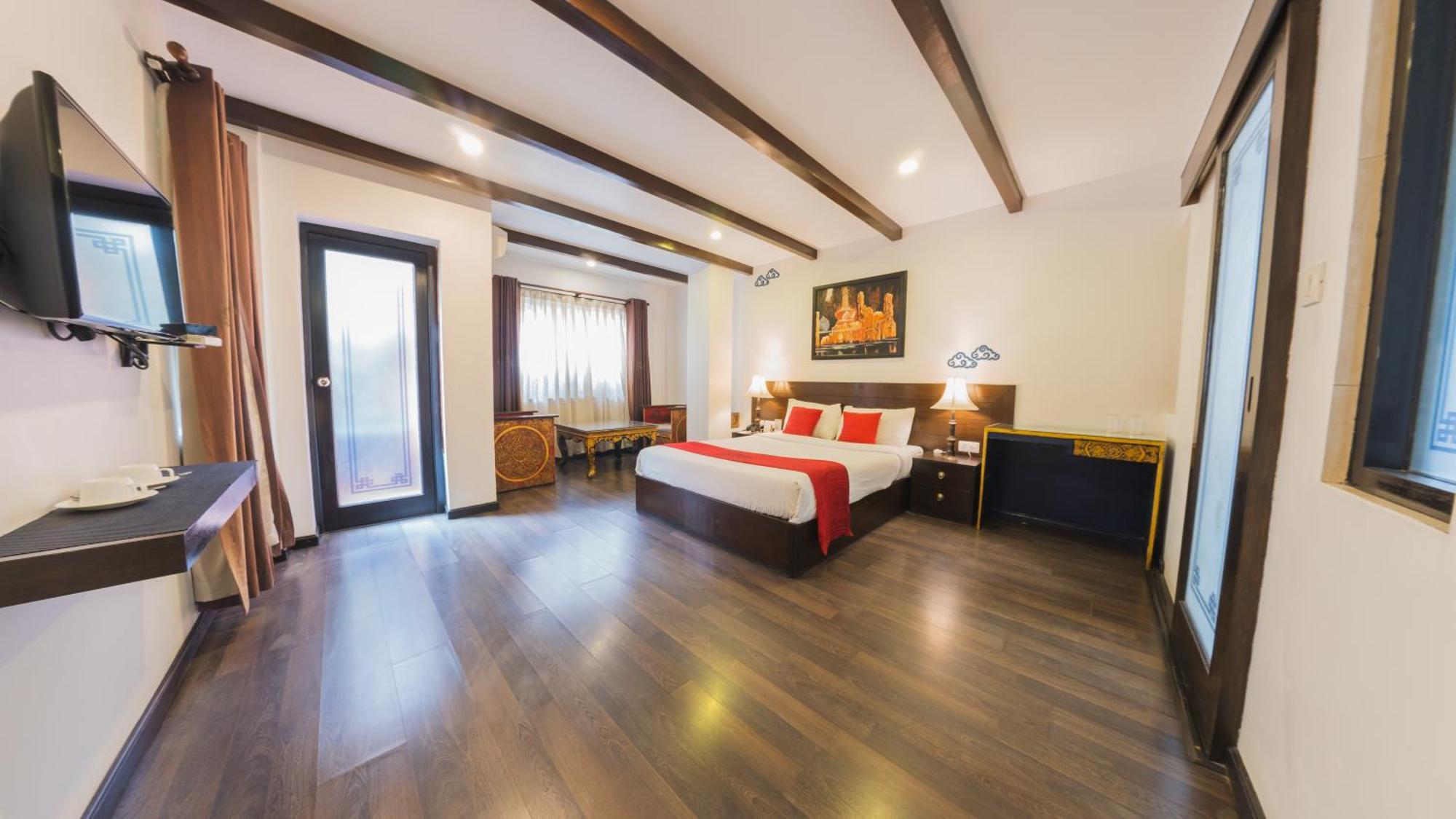 Dalai-La Boutique Hotel Катманду Екстериор снимка